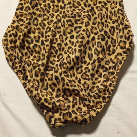 Aqua Green Cheetah Print One Piece Women's Suimsuit/Bathing Suit Small - Picture 9 of 9